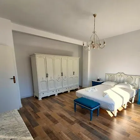 Loreto En El Centro De *